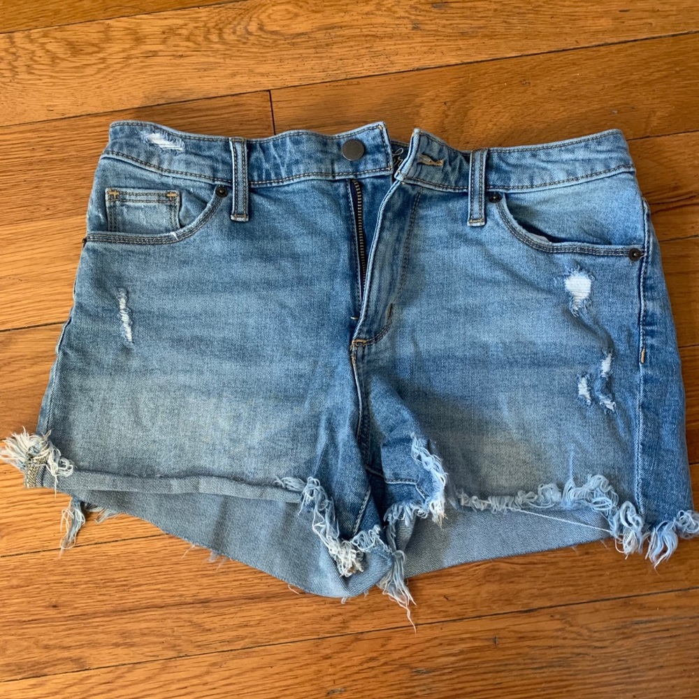 Universal Thread - High Rise Distressed Jean Short - Picture 8 of 8